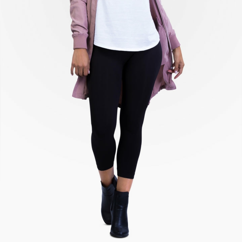 NWOT Belly Bandit Mother Tucker Capri leggings